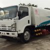 Xe quét đường hút bụi isuzu 8 khối