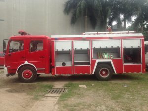 xe cứu hỏa chữa cháy nhập khẩu Dongfeng